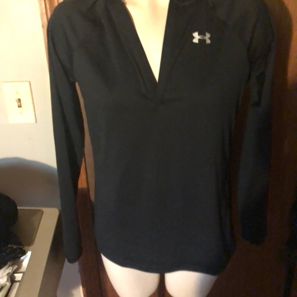 Under Armour hoodie top - Picture 2 of 6